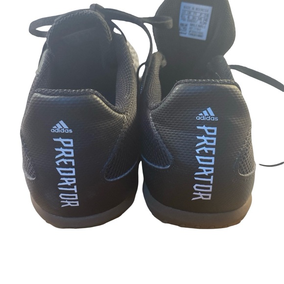 Adidas Black and White Athletic Indoor Soccer Shoes Men’s 6.5 or Women’s 7.5 - Picture 2 of 5